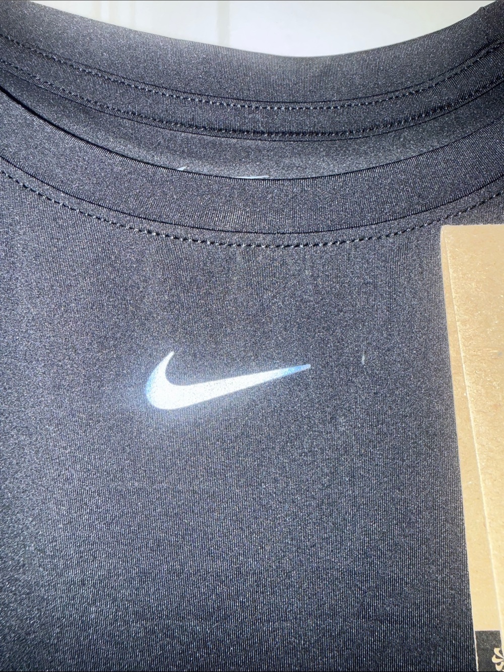 Nike Black Women's Tank Top crop style with Reflective Swoosh - Picture 4 of 6
